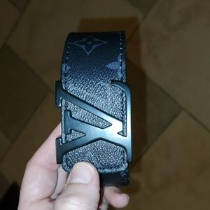 Mens Louis Vuitton belt